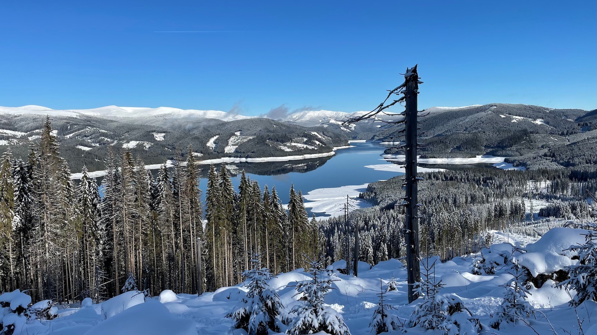 schi tura muntii latoritei